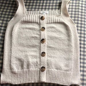 BLU PEPPER SWEATER TANK TOP 25$